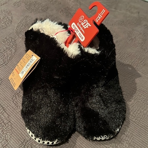 dearfoams Other - 𝅺kids Dearfoams Bootie Slippers